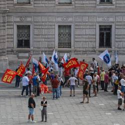 Shod na Velikem trgu v Trstu (TEDESCHI/FOTODAMJ@N)