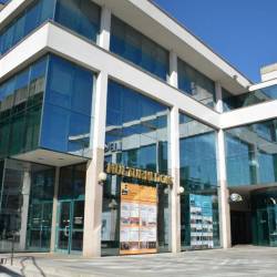 Nekateri Novogoričani nočejo pripojitve novogoriškega Kulturnega doma k javnemu zavodu GO! 2025