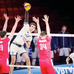 Mladi odbojkar Nik Mujanović se je že izkazal na prejšnjih tekmah svetovne lige (VOLLEYBALLWORLD)