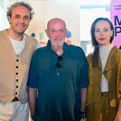 Z leve Giacomo Pedini, Toni Capuozzo in Agata Tomšič (MITTELFEST)