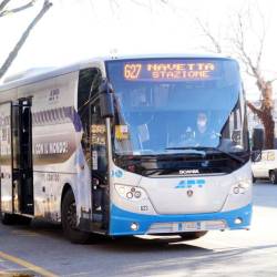 Avtobus podjetja APT (BUMBACA)