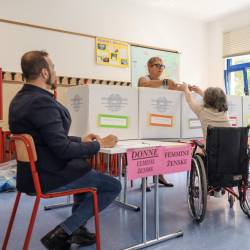 Lanski referendum na enem izmed volišč v Gorici (TIBALDI)