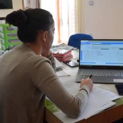 Z razmahom dela na daljavo so se okrepile težave z dolgim delovnim časom