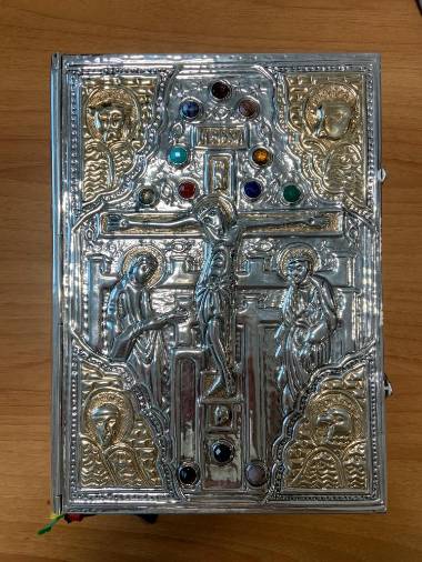 Dragocena knjiga, ki pogreša lastnika (POLICIJA)