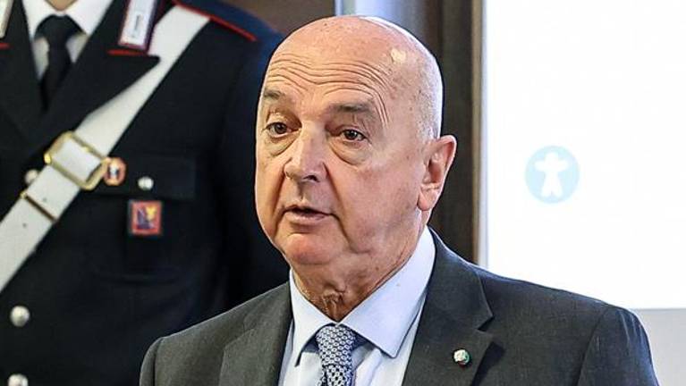 Dipiazza: Tak nadzor na meji je farsa