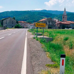 V Podnanosu je Arso včeraj izmeril 39,6 stopinje Celzija (ALENKA TRATNIK/PRIMORSKE NOVICE)