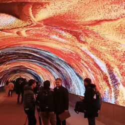 V Bombijevem predoru je zasijala umetniška instalacija Refika Anadola