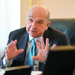 Tržaški župan Roberto Dipiazza je po priljubljenosti 86. od skupno 92 županov mest, ki so »prestolnice« pokrajin