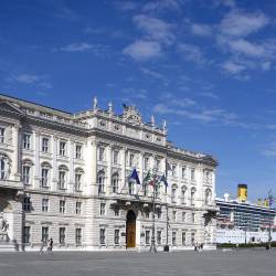 Bodo v palači deželne vlade v Trstu odločali tudi o občinah, ki so danes v vzhodnem Venetu?