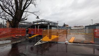 Parkirna hiša v Manzonijevi ulici (TIBALDI)