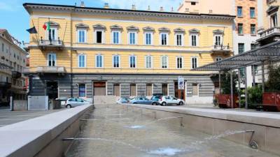 Tržaška pokrajina bo spet domovala na Trgu Vittorio Veneto v Trstu