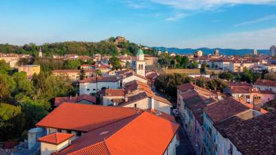 V Gorici so junija 2025 cene na kvadratni meter nepremičnin naprodaj dosegle rekordno raven (TIBALDI)