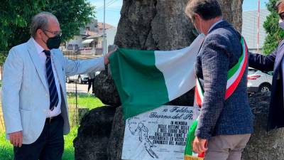 Odkritje nove plošče na spomeniku žrtvam fojb pri Vicenzi
