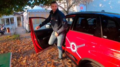 Jadranov košarkar Borut Ban v videospotu