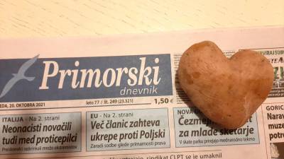 Primorski Dnevnik ljubim te! »... Krogljanski« krompircek. <i>(Elena Guzzardi)</i>