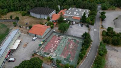 Novo krilo športnega centra Ervatti naj bi se deloma razvijalo na nekdanjih teniških igriščih in deloma na starih slačilnicah (FOTODAMJ@N)