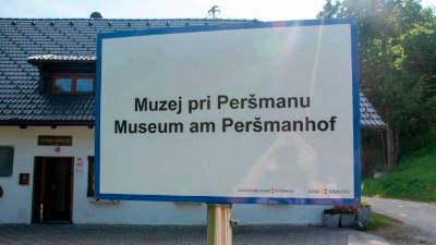 Policija je racijo v muzeju utemeljila z domnevnimi prekrški naravovarstvene narave (J.V.)