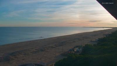 Lignano Sabbiadoro danes ob 15.45 (SPLETNA KAMERA METEO.FVG.IT)