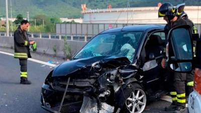 Eno od dveh poškodovanih vozil v včerajšnji nesreči (GIRALDI / TRIESTE PRIMA)