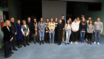 Prizor z letošnje podelitve podpore Slovenskega visokošolskega sklada Sergija Tončiča