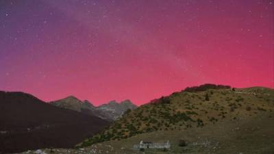 Severni sij, ki ga je v minuli noči ujel v objektiv fotograf Roby Stradella (IL FRIULI)