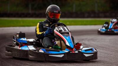 Andro Pertot na dirkališču v Lignanu