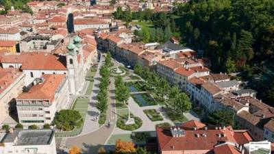 Računalniška simulacija podobe Travnika ob upoštevanju novih okoljskih smernic (OBČINA GORICA)