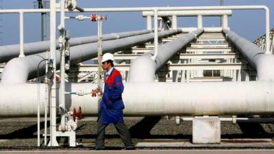 Plačilo ruskega plina bo za zdaj potekalo še v evrih ali dolarjih (ANSA)