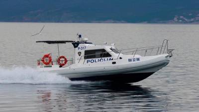 V morju pred Istro se danes nadaljuje iskalna akcija, fotografija je simbolična (POLICIJSKA UPRAVA PRIMORSKO-GORANSKA)