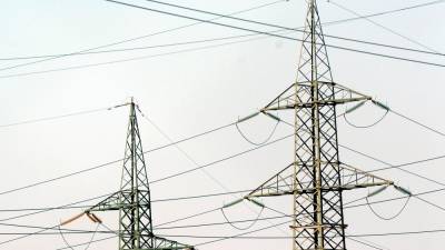 Električna energija se je v zadnjih tednih občuteno podražila (ARHIV)