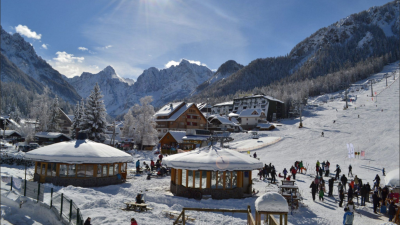 Smučanje v Kranjski Gori (KRANJSKA-GORA.SI)