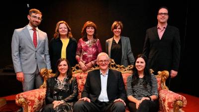 Nov odbor ZSKD, v sredini sede novi predsednik Karel Ražem (FOTODAMJ@N)