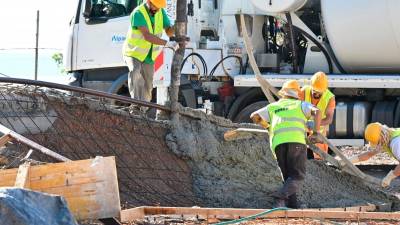 Zakupi naj zagotavljajo kakovostno in zakonito delo, menijo sindikati (FOTODAMJ@N)