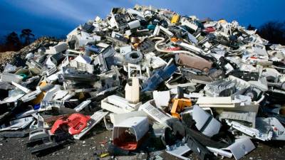 Problematika elektronskih odpadkov je vse bolj alarmantna