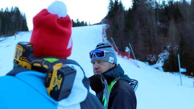 Današnja snežna kontrola v Kranjski gori (ZLATA LISICA.SI)