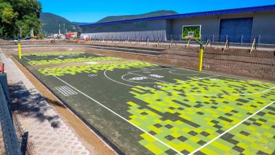 Brezmejno košarkarsko igrišče Gogi &amp; Gigi (TIBALDI)