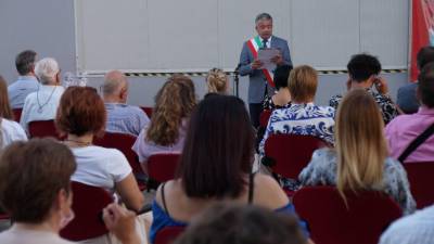 Župan Luca Pisk nagovarja občane (BUMBACA)