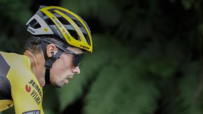 Primož Roglič je v skupnem seštevku kolesarske dirke Vuelta na tretjem mestu