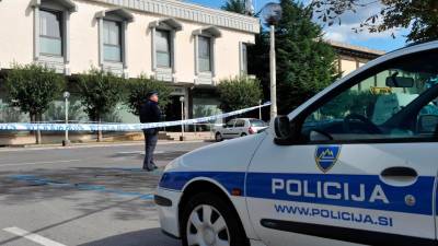 Policisti v Sežani na arhivskem posnetku (ARHIV)