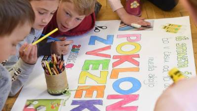 Plakat dobrodelne kampanje slovenske Karitas (KARITAS)