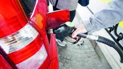 Bencin je v Italiji cenejši od dizla za 2,5 centa (MAREGA/TIBALDI)