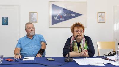 Senatorka Tatjana Rojc, ob njej sodelavec Rudi Pavšič