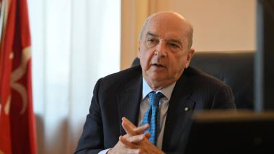 Roberto Dipiazza se je odzval na protestno pismo Pavla Vidonija, predsednika zahodnokraškega rajonskega sveta