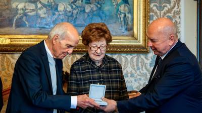 Vanji Lokar in Sonji Polojaz je prestižno priznanje podelil župan Roberto Dipiazza (LUCA TEDESCHI/FOTODAMJ@N)