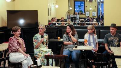 Srečanje on zaključku razstave <i>Ustvarjalne poteze/Znaki solidarnosti </i>v kavarni San Marco (TEDESCHI/ FOTODAMJ@N)