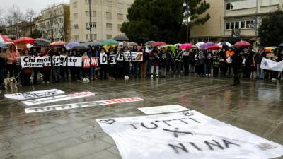 Udeleženci sprevoda na goriškem Travniku (BONAVENTURA)