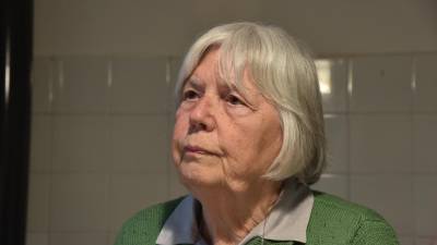 Družbena in kulturna delavka Stanka Hrovatin na arhivskem posnetku