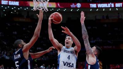 Legendarni Luis Scola je danes prispeval 28 točk in 13 skokov (ANSA)