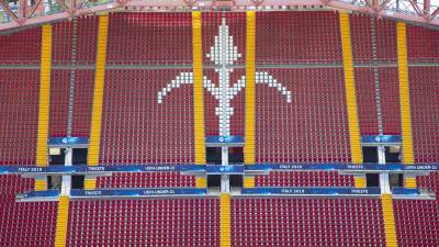 Tržaški nogometni klub pluje v zelo razburkanih vodah