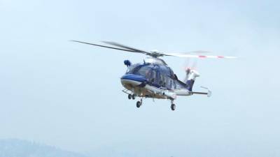 Truplo pohodnika so s helikopterjem Slovenske policije prepeljali v dolino (POLICIJA)